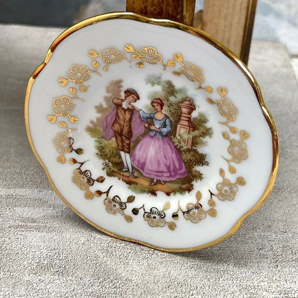 VTG Miniature Limoges France Porcelain Display Plate Fragonard Scene Courting Co
